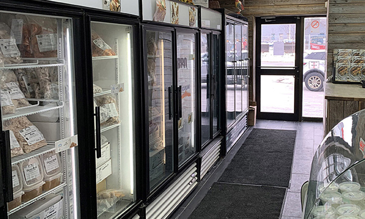 D&D Poultry Cash & Carry Toronto: What's in Stock and How It Works